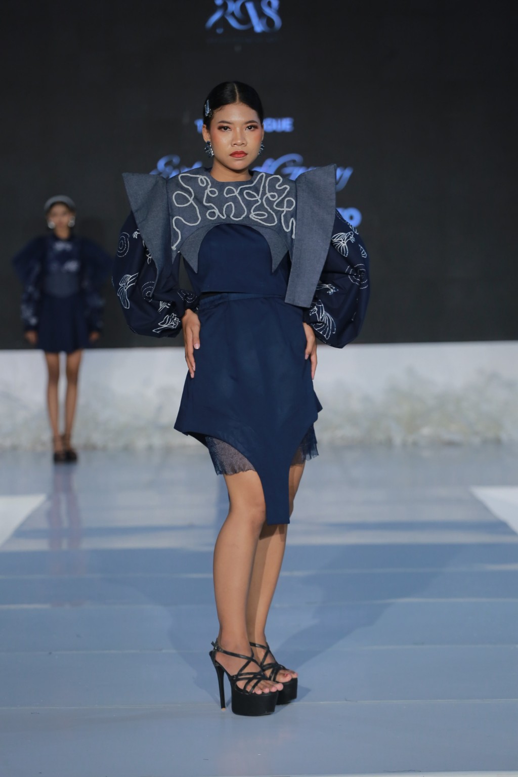 Runway / Look 03